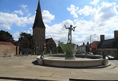 Fountain and buildings in Braintree town centre